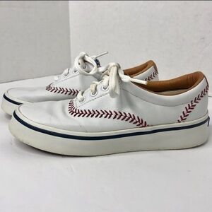 Keds white Women's Champion Pennant Leather Baseball sneakers size 7